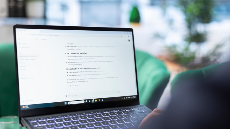 DI nežino, kas yra tiesa? Tyrimas atskleidė, ar pokalbių robotai geba pasipriešinti dezinformacijai