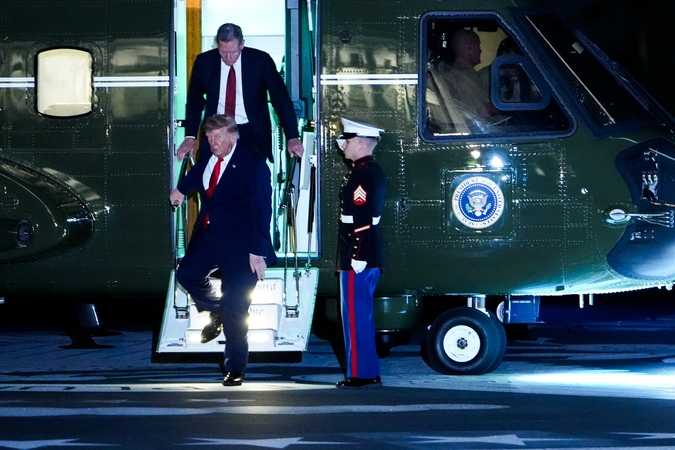 Trumpo kelionė į Aliaską – ženklas, kokia įtempta gali būti kova dėl vietos Senate