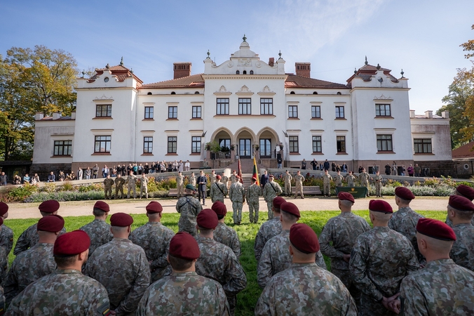 Lietuvos kariai išlydėti į tarptautinę operaciją Kosove