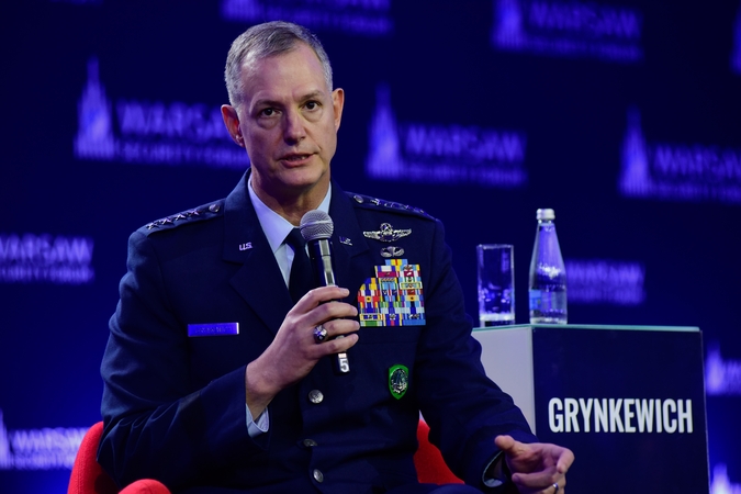 Grynkewichius: NATO kariniu požiūriu gerokai pranašesnis už Rusiją