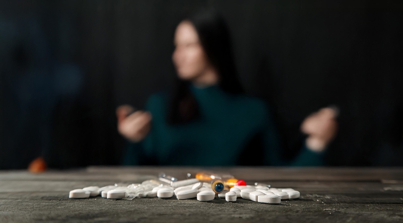 Realybė: narkotinės medžiagos, nelegalios elektroninių cigarečių pildyklės ir kiti nepilnamečiams draudžiami produktai parduodami socialiniuose tinkluose ir susirašinėjimo programėlėse.