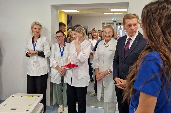 Bendruomenė: A. Vaitkus dalyvavo Klaipėdos vaikų ligoninėje vykusiame naujojo kompiuterinio tomografo pristatyme.