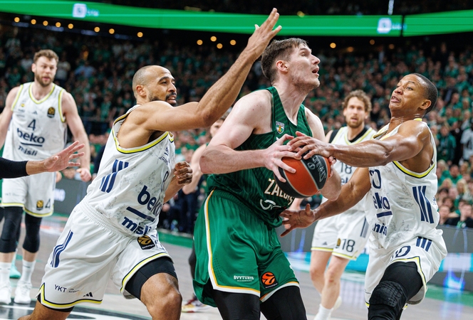 Pažįstami: praeitą Eurolygos sezoną žalgiriečiai pralaimėjo „Fenerbahce“ ketvirtfinalio mačą.