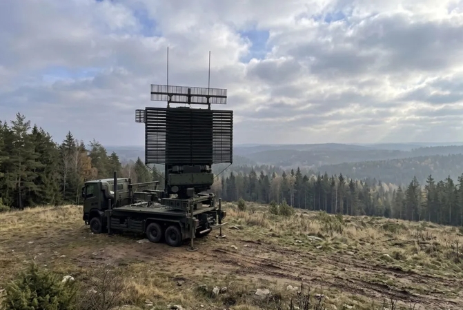 Mobilus radaras, oro gynyba, AN/TPS-77 MRR