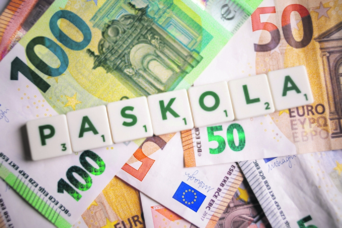 Padėtis: būsto paskolų rinka šiuo metu vis dar aktyvi, kol kas reikšmingų pokyčių gyventojų elgsenoje irgi nematyti, tačiau jau yra NT rinkos lėtėjimo ženklų.