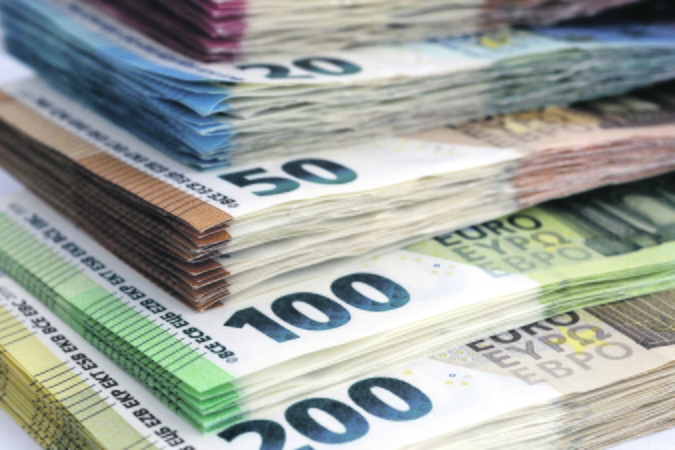 Dydis: dabartinis ES biudžetas siekia apie 1,21 trln. eurų, EK siūlo jį didinti iki 1,76 trln. eurų.