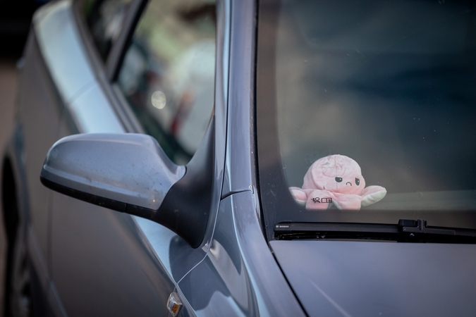 Klaipėdoje stovėjimo aikštelėje, įtariama, padegtas automobilis