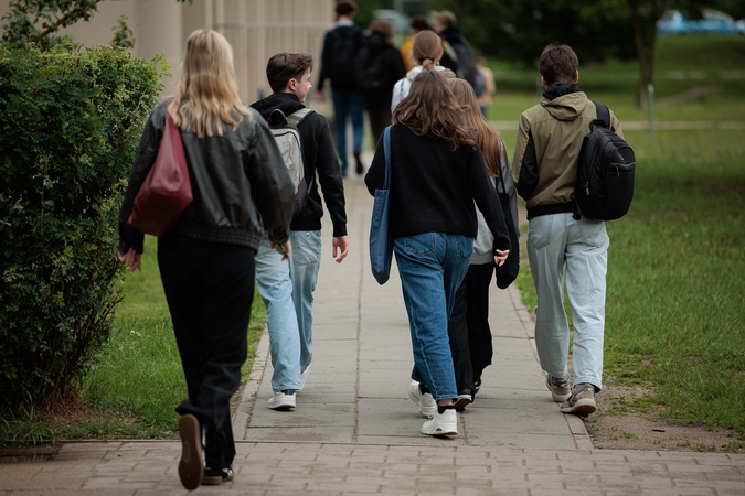 Lietuvoje startuoja Mokytojų linija: pedagogams teiks pirminę teisinę ir psichologinę pagalbą