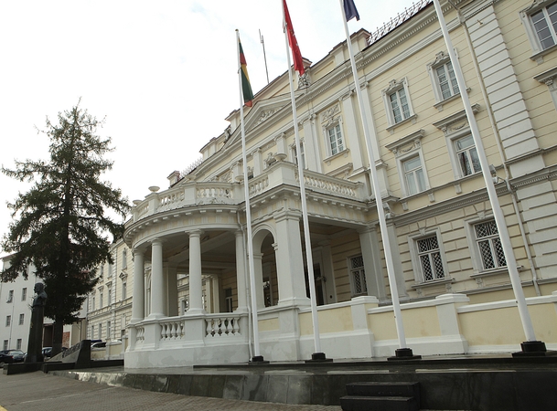 Lietuvoje – spragos aptinkant žemai skrendančius dronus: naujų radarų teks laukti kelerius metus