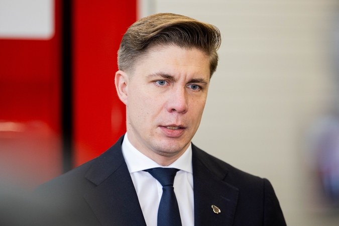 Premjeras: bandyta padegti Lietuvos įmonę, kurioje saugoma STARLINK ryšio įranga