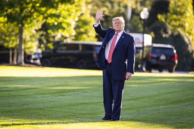 „The Atlantic“: Trumpas siekia, kad Ukraina ir Rusija taikos susitarimą sudarytų iki gruodžio