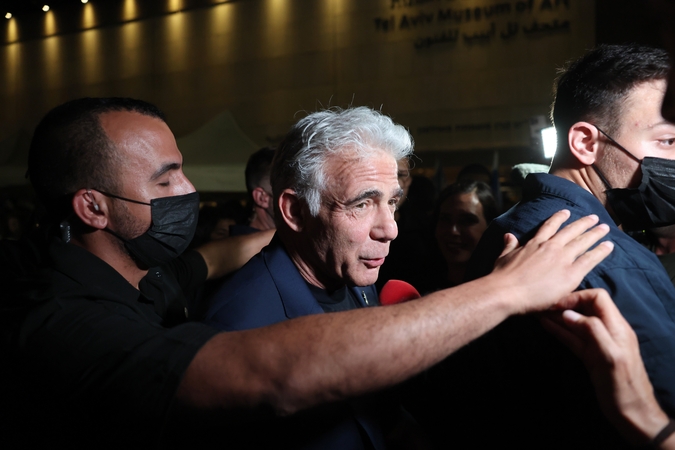 Izraelio opozicija rinkimų rezultatus vadina Netanyahu pralaimėjimu