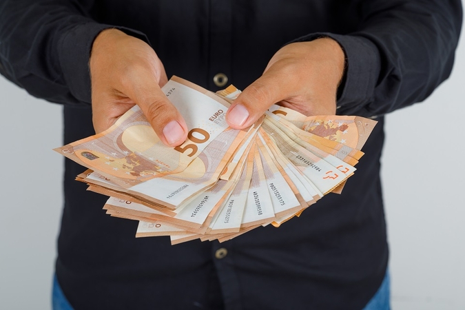 Siūlys gyventojams naują būdą skolinti valstybei ir gauti grąžą