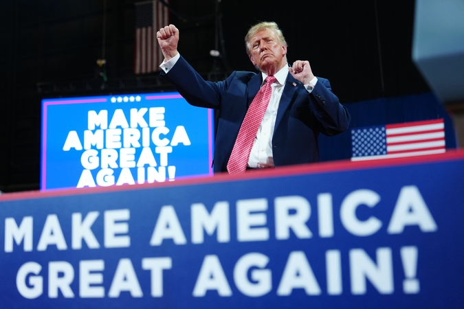 Prieš Kongreso rinkimus Trumpas pažadėjo ūkininkams 8 mlrd. dolerių paramą