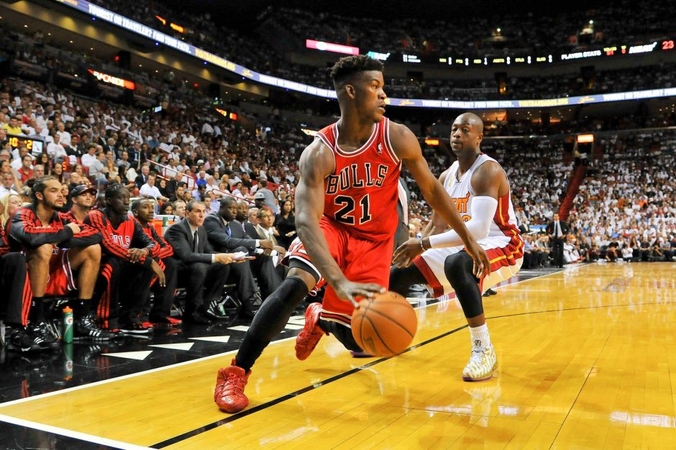 Prasidėjo NBA sezonas: čempionai startavo pergale (lietuviai dar nežaidė)