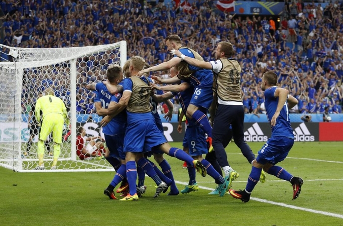 Pergalę paskutinę mačo akimirką iškovoję islandai keliauja į aštuntfinalį