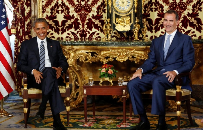 B. Obama dėl šaudynių Dalase sutrumpino vizitą Ispanijoje