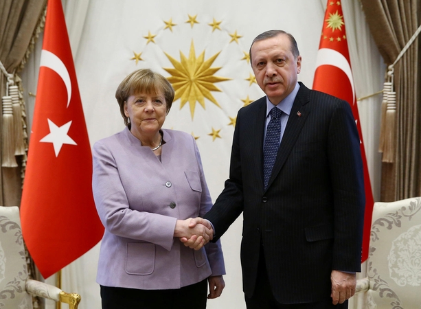 A. Merkel ir Turkijos prezidentas sieks pažaboti migrantų srautus