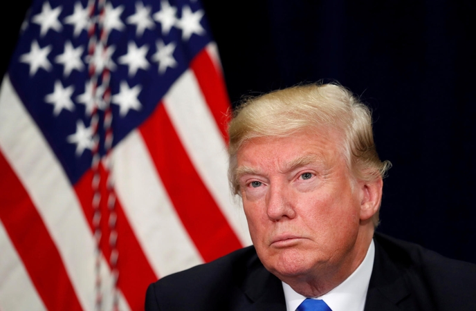 D. Trumpo prezidentavimu nepatenkinti daugiau negu pusė amerikiečių