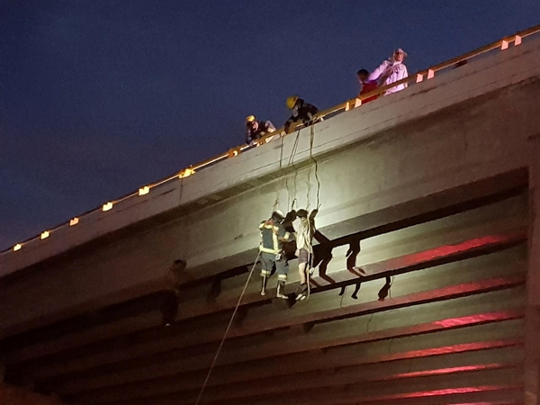 Kurortiniame regione rasti šeši ant viadukų pakabinti lavonai
