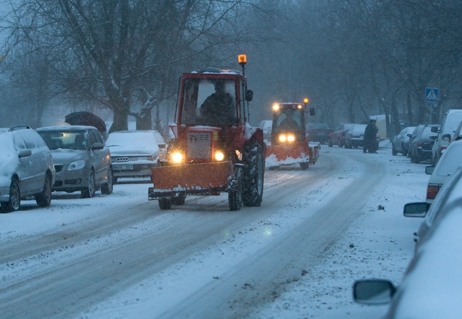 Sniegas sunkina eismo sąlygas Klaipėdos apskrityje