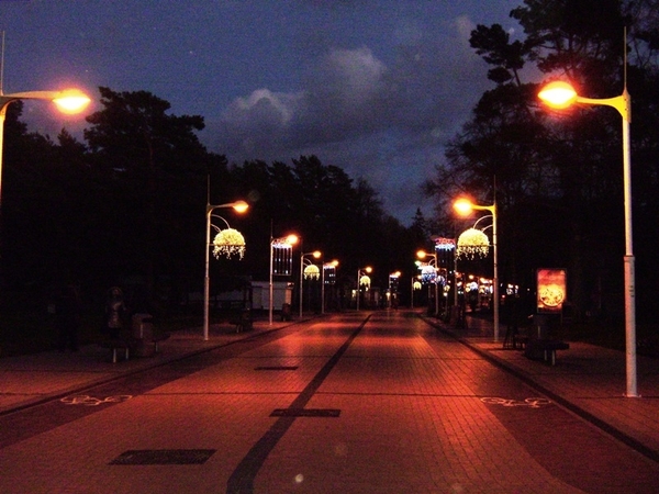 Palanga pradeda šventinį maratoną – įžiebiama muzikuojanti Kalėdų eglė 