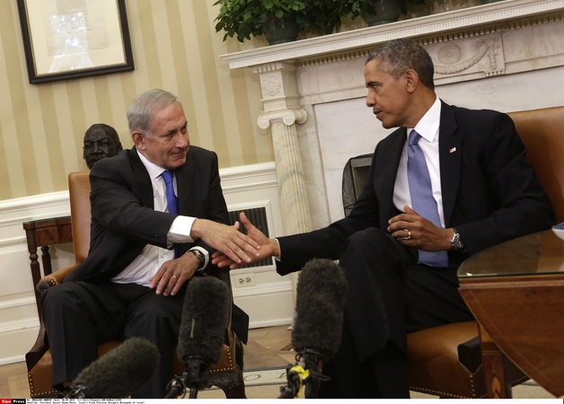 B. Obama Izraelio lyderiui sako, kad blaivia galva vertina Iraną