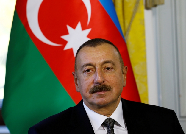 Baku: nutrauksime diplomatinius santykius su šalimis, kurios pripažintų Karabachą