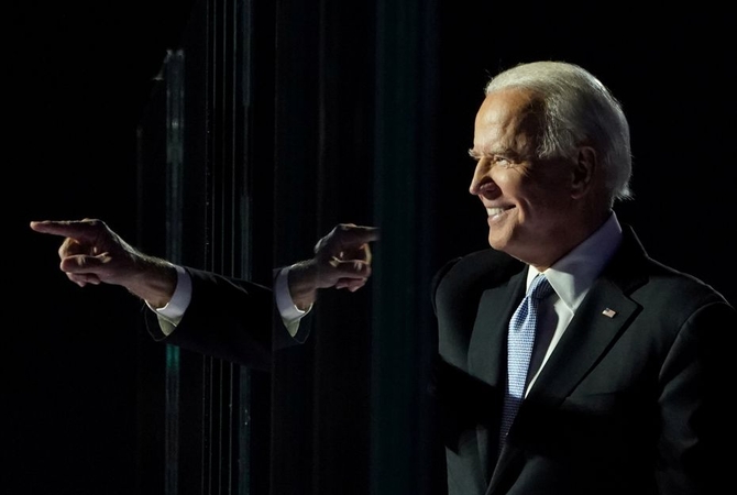 J. Bidenas gali „pakeisti kursą“ dėl Irano, tačiau esama daugybės kliūčių