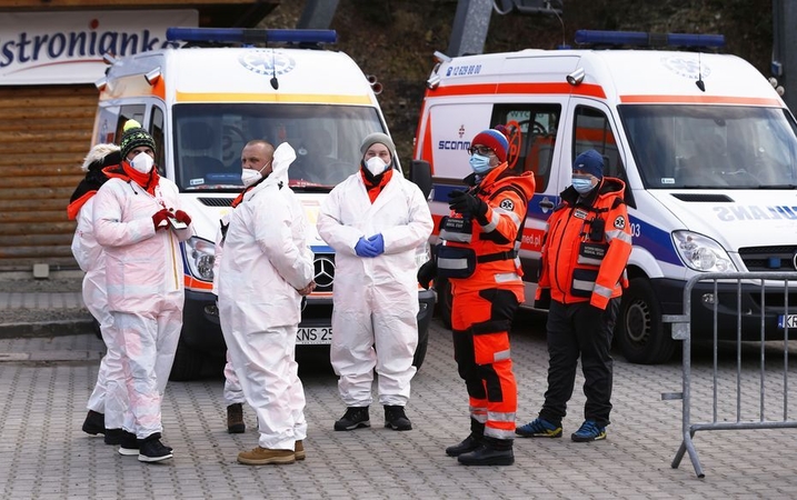 Lenkijoje – 12 361 naujas COVID-19 atvejis, mirė 472 užsikrėtusieji