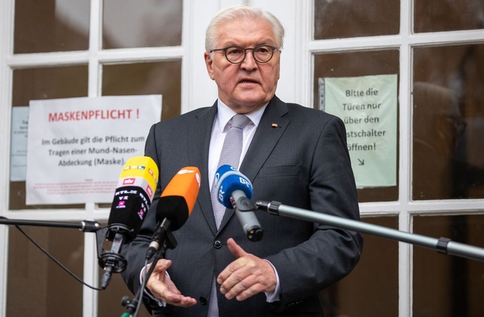 Vokietijos prezidentas: Europa turi pasidalyti vakcina nuo COVID-19 su skurdesnėmis šalimis