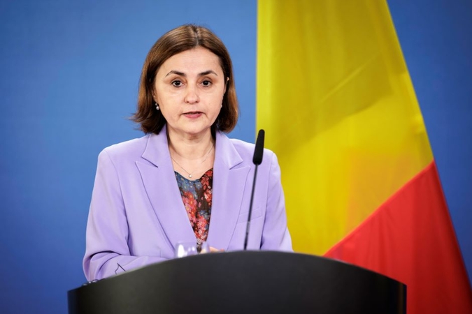 L. Odobescu.
