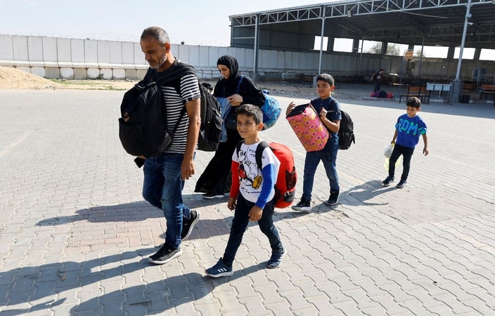 „Hamas“: Gazos Ruožo ir Egipto sienos perėja vėl atidaryta užsieniečių evakuacijai