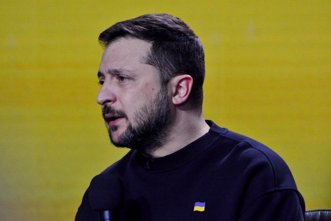 V. Zelenskis padėkojo JAV už galutinį patvirtintos karinės pagalbos Ukrainai paketą