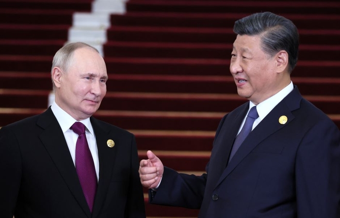 V. Putinas sveikina Kinijos „nuoširdų norą“ padėti išspręsti karą Ukrainoje