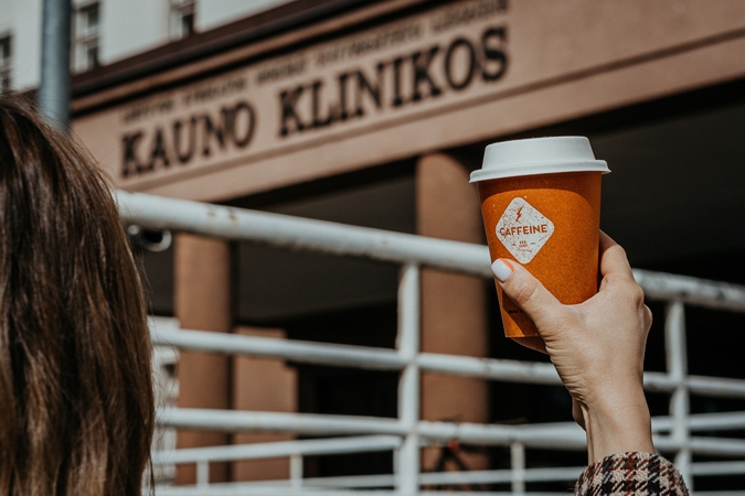 „Caffeine“ šalia Kauno klinikų atidarė kol kas mažiausią savo kavinę