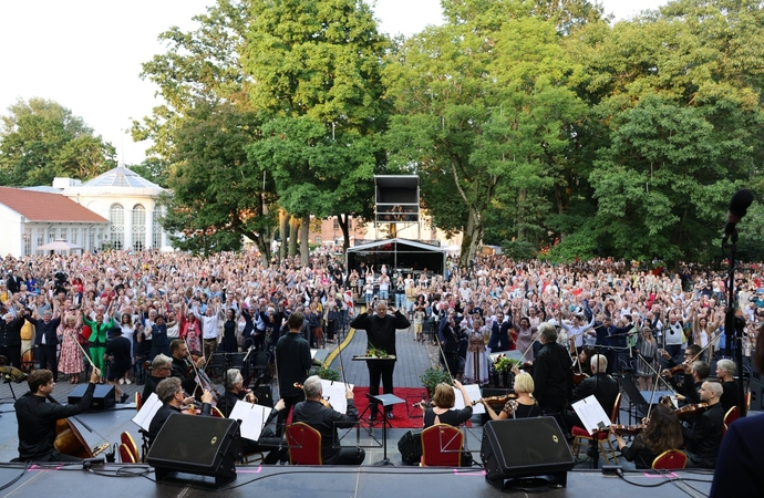 Trukmė: gražiausių įspūdžių dovanojantis tradicinis festivalis „Lietuva Raudondvario dvare“ vyks dvi dienas: liepos 5-ąją ir 6-ąją.