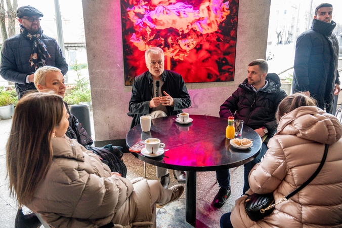 G. Nausėda Kaune susitiko su parašų loterijos nugalėtojais