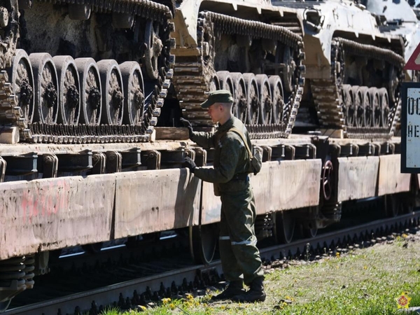 Baltarusijos pasienyje su Ukraina – vis daugiau karių: kas žinoma?
