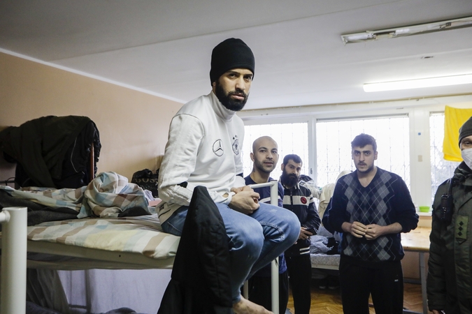 Praėjusią parą į Lietuvą bandė patekti aštuoni nelegalūs migrantai