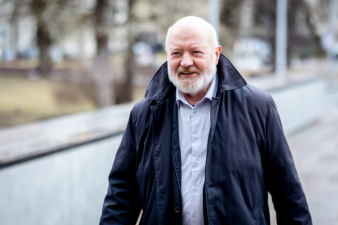 E. Gentvilas: antiinfliacinių priemonių paketas – po spendimo dėl finansavimo gynybai