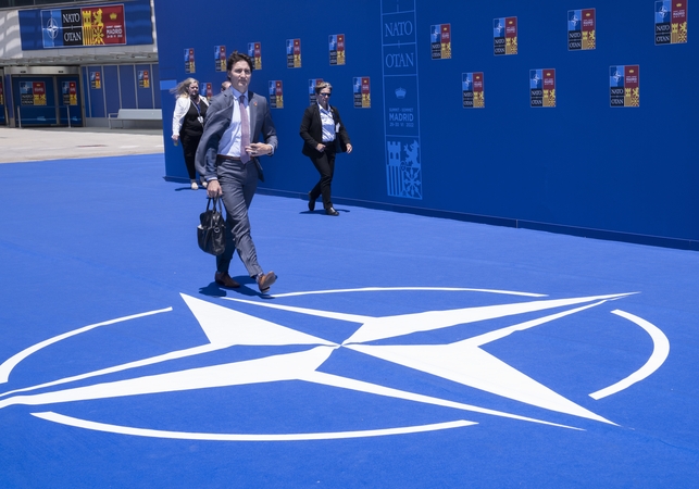NATO pasirašė Švedijos ir Suomijos stojimo į bloką protokolus