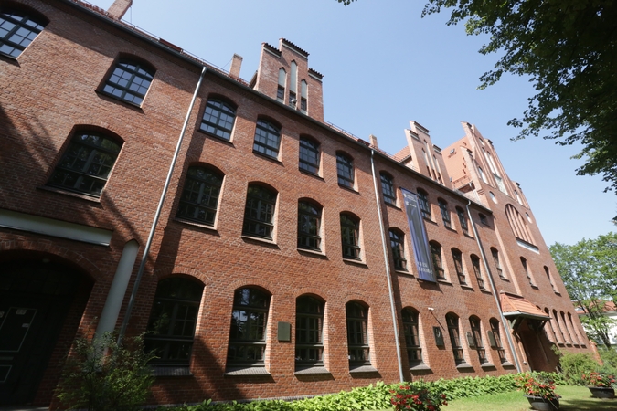 Viename Klaipėdos universiteto fakultete studijas derins prie remonto