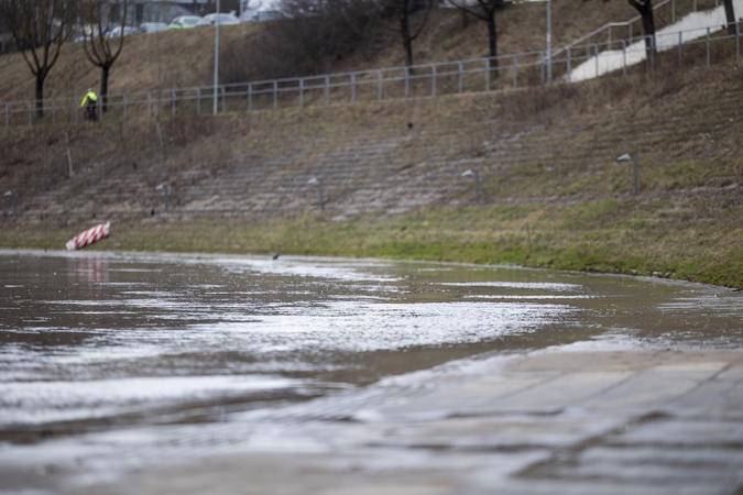 Patvinusi Neris Vilniuje
