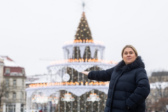 Vilniaus Kalėdų eglę stojusi ginti D. Filmanavičiūtė: daryti nesąmones gyvenime yra taip smagu
