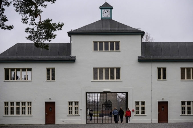 Vokietijoje pareikšti kaltinimai 98-erių buvusiam nacių stovyklos sargybiniui