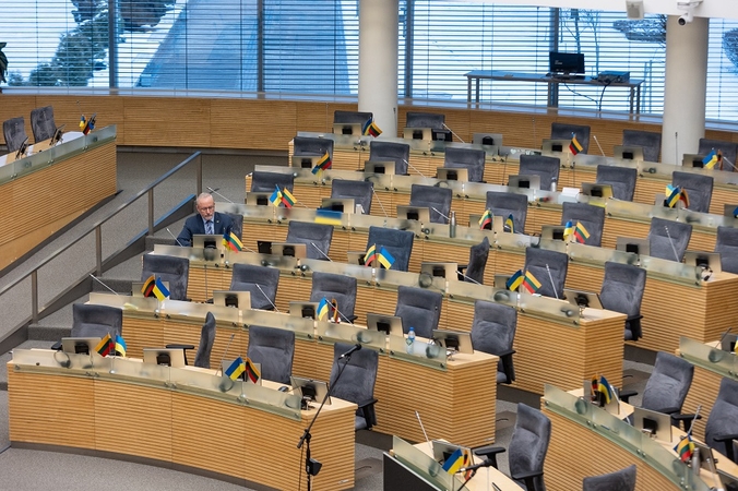 Parlamentarai baigė Seimo pavasario sesiją