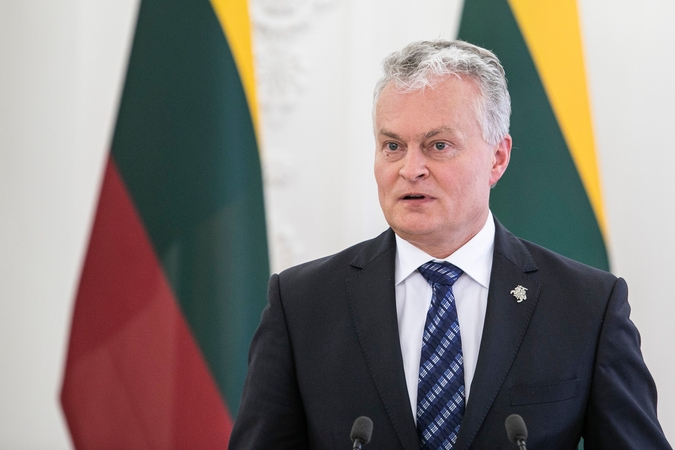 Prezidentas su kariuomenės ir žvalgybos vadais aptars saugumo situaciją