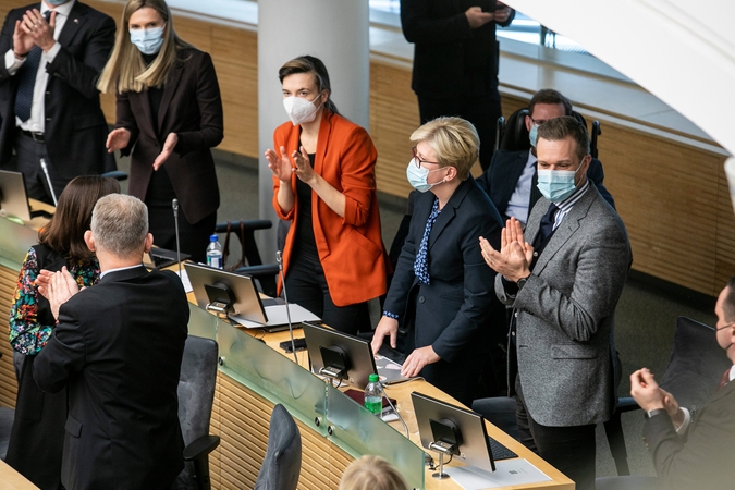 Politologai: balsavimas dėl I. Šimonytės rodo, kad valdantiesiems reiks ieškoti paramos