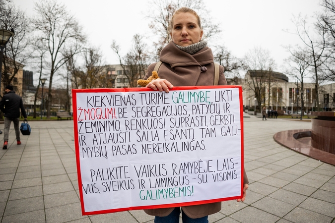 A. Dulkys dėl vaikų skiepijimo nuogąstaujančius tėvus ragina labiau pasitikėti mokslu